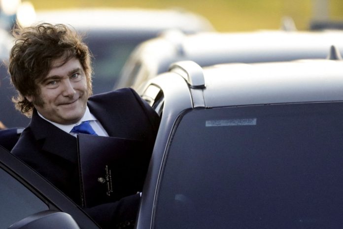 La confianza en el Gobierno cierra el año por encima de las gestiones de Alberto Fernández y Mauricio Macri