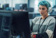 Bill Gates predice un sacudón en el mercado laboral: “En cinco años va a pegar fuerte en el empleo”