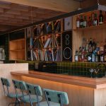 Roman Kissa Bar: El nuevo bar para escuchar vinilos en Buenos Aires