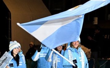 Superó graves lesiones e hizo historia en los Juegos Olímpicos de Invierno: la esquiadora argentina que corre como un F1, pero sobre hielo