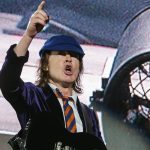 Angus Young y la canción de AC/DC que nunca le gustó: «Ni me acuerdo la letra»