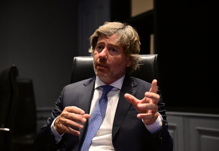 El nuevo ministro de Justicia anunció que iniciará el proceso para cubrir más de 200 vacantes de jueces y fiscales