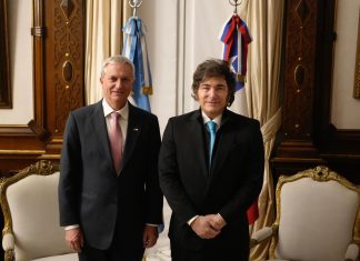 Javier Milei asiste a la ceremonia de asunción de José Kast en Chile y comienzan a forjar una alianza contra Lula da Silva