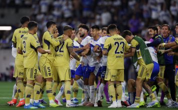 Empujones y golpes: así fue la gresca en el inicio del duelo entre Universidad Católica y Boca Juniors por la Libertadores