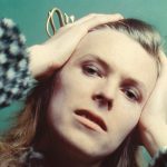 La canción que David Bowie quiso hacer desaparecer: «Qué vergüenza»