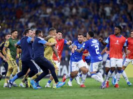 Los detalles de la gresca en el final de la caída de Boca ante Cruzeiro: el cruce entre Paredes y Pereira que encendió la mecha