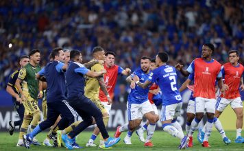 Los detalles de la gresca en el final de la caída de Boca ante Cruzeiro: el cruce entre Paredes y Pereira que encendió la mecha