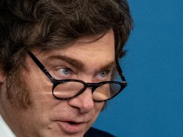 Milei volvió a destacar la baja de la inflación, pero advirtió que “queda pendiente una gran corrección de precios regulados”