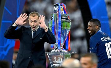 El error del presidente de la UEFA durante la premiación del PSG tras ganar la Champions League que recorre el mundo