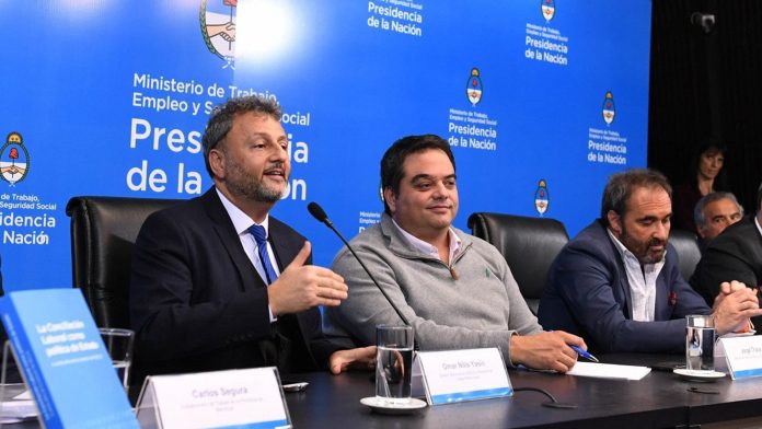 Jorge Triaca se refirió al comunicado del PRO contra el Gobierno: “La sociedad está haciendo el sacrificio que no hacen los funcionarios”