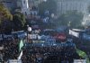 Milei siguió la marcha universitaria desde la Quinta de Olivos y el Gobierno criticó la politización del reclamo