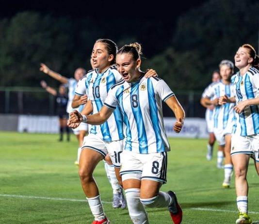Se entrenaba con varones, hoy tiene una cancha con su nombre y anotó el gol que llevó a Argentina al Mundial Sub 17