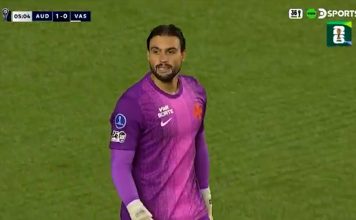 Un defensor le pasó la pelota a su arquero y terminó en gol en contra: la insólita jugada en la Copa Sudamericana que es furor