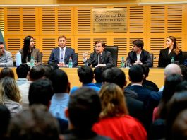 Volvió a escalar la crisis política en Misiones y ya hay un doble comando que parte aguas en el gobierno