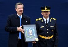 El gobernador de Chaco anunció un aumento salarial para la Policía
