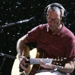 La canción que más enorgullece a Eric Clapton: «Me deja sin palabras cuando la toco»