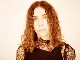La gira que llevó a PJ Harvey a cuestionar todo lo que hacía: «Fue aterrador»