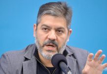 “Lamento que haya sectores que están confundidos”: Carlos Bianco habló de la interna peronista y pidió unificar las críticas hacia el Gobierno nacional