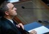 Manuel Adorni en su hora más difícil: el fuego amigo, la presión de los aliados y el respaldo de Milei