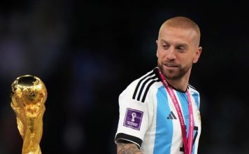 Papu Gómez, el campeón del mundo olvidado: los dos guiños en redes que se mantienen en medio de su silencio