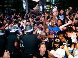 Tras la consagración de los Knicks, sus fanáticos festejaron en todo Nueva York: hubo destrozos y al menos un detenido
