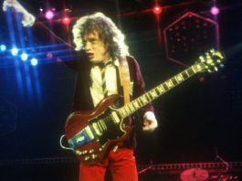 4 músicos que fueron atacados por fanáticos