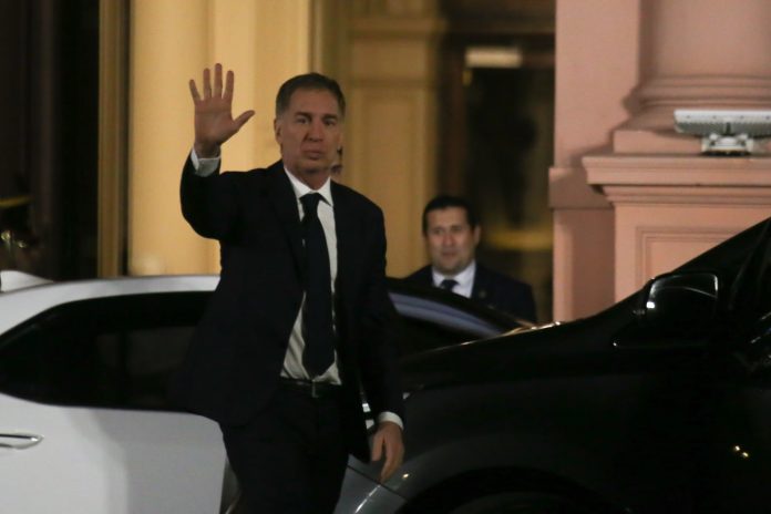 El Gobierno y la sombra de Adorni: un plan reduccionista para tratar de cambiar de tema
