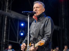 El músico que «inventó el country rock» según Bruce Springsteen