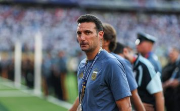 La ofrenda que un fanático le hizo llegar a Lionel Scaloni después de la final entre Argentina y España