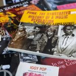 La primera canción que incluyó la palabra «punk» en su letra