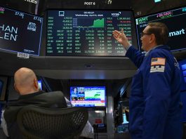 Las acciones de SpaceX cayeron luego de su salida a la Bolsa