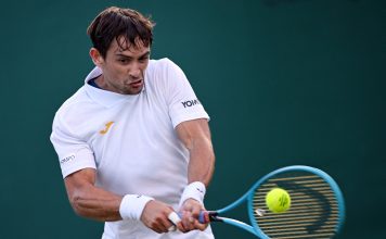Mariano Navone completó la racha negativa de los argentinos en el cuadro masculino de Wimbledon: los nueve quedaron afuera en primera ronda