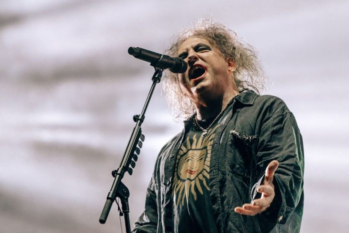 Robert Smith contra el show musical del Mundial 2026: «Pan y circo»