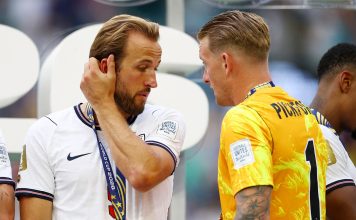 Un lector de labios reveló el lamento de Harry Kane en plena goleada ante Francia en el Mundial: la frase que involucró a la Argentina