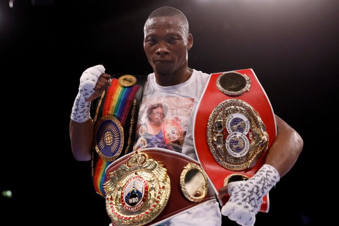 Conmoción mundial por el brutal asesinato del ex campeón de boxeo Zolani Tete: lo emboscaron y lo atacaron a tiros en la puerta de su casa