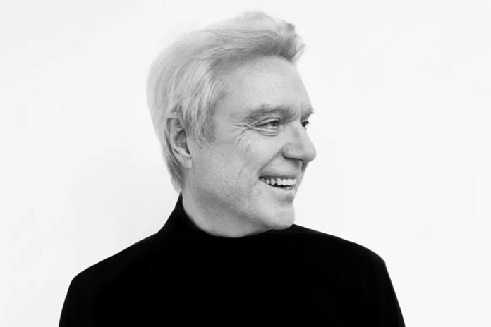 David Byrne presenta una playlist para andar en bicicleta