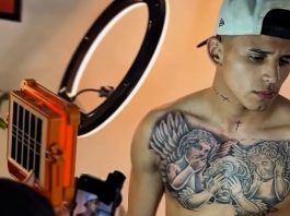 El impactante tatuaje que se hizo en el pecho Leonel Flores, la nueva joya de la cantera de Boca Juniors