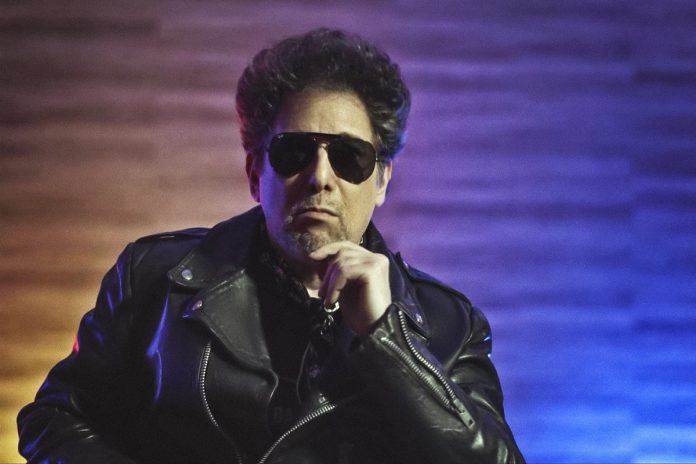 Las 5 mejores canciones de Andrés Calamaro según Indie Hoy
