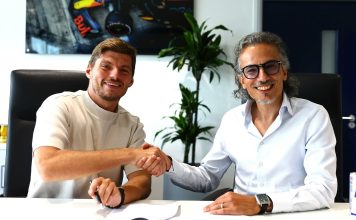 Max Verstappen terminó con los rumores sobre su salida de la Fórmula 1 y renovó contrato con Red Bull hasta 2030