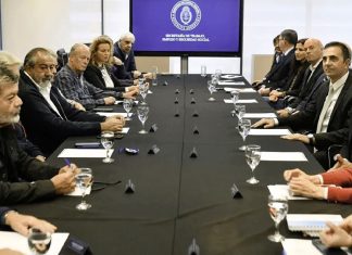 Otra pelea con el Gobierno: la CGT reclamó una reunión presencial para discutir el aumento del salario mínimo