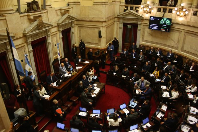 Senado: la URC arriesga la mayoría de sus bancas en 2027 y el clima electoral ya impacta en la agenda legislativa