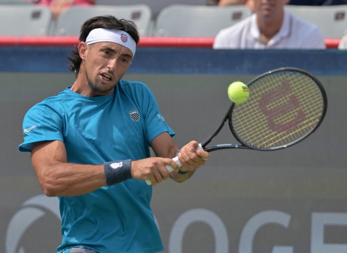 Thiago Tirante enfrenta a Novak Djokovic en el Masters 1000 de Cincinnati: hora y cómo verlo en vivo