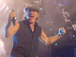 Brian Johnson no confiaba en este disco de AC/DC: “Pensé que había quedado horrible”