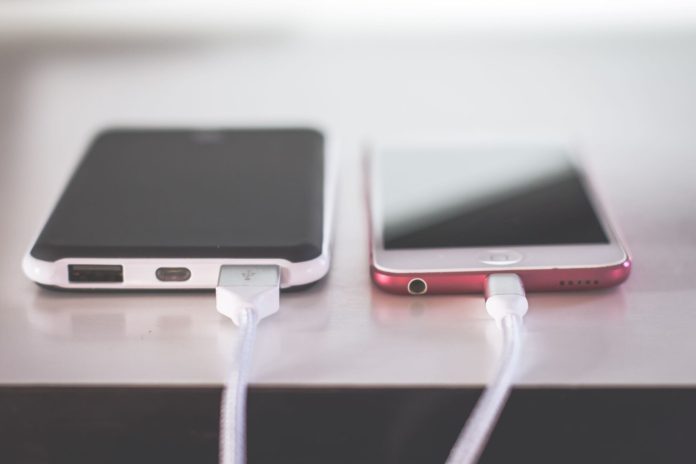 Cómo configurar el celular para que dure el doble la batería en un viaje largo
