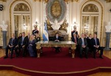 Economía, Malvinas, Congreso: la realidad desinfla la apuesta libertaria a la pelea en blanco o negro
