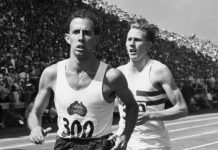 Frenó en plena carrera para ayudar a un rival, perdió el récord mundial y aun así ganó: “De las mejores acciones en la historia del deporte”