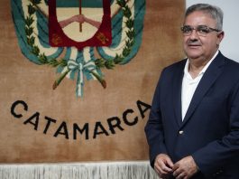 Jalil no competirá por su reelección en Catamarca y pone en suspenso su apoyo a la eliminación de las PASO