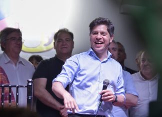 Kicillof recorrió Misiones con traje de candidato para el 2027: “Cuento con ustedes, cuenten conmigo”, afirmó