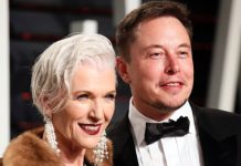 La mamá de Elon Musk dice que su hjio ya era un genio a los 3 años y revela que fue agredido en el colegio
