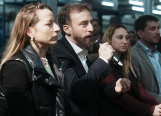 Otermín encabezó un encuentro con empresarios de Lomas de Zamora por el Día de la Industria